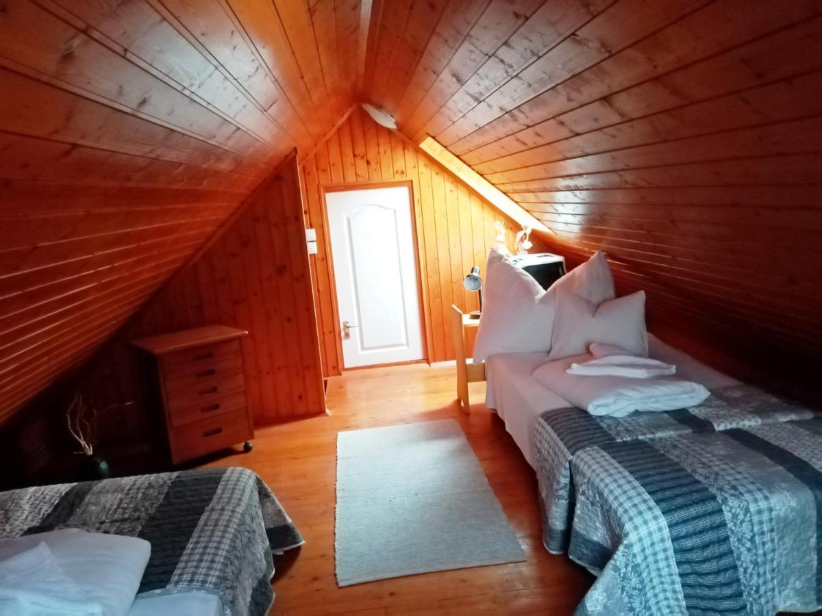 Eoetvoes Nyaralo Villa Сиофок Екстериор снимка